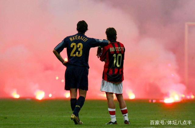 阿斯：范戴克与利物浦续约前曾联系皇马，但遭到皇马方面拒绝（阿斯：范戴克续约利物浦前曾接触皇马，遭对方拒绝）