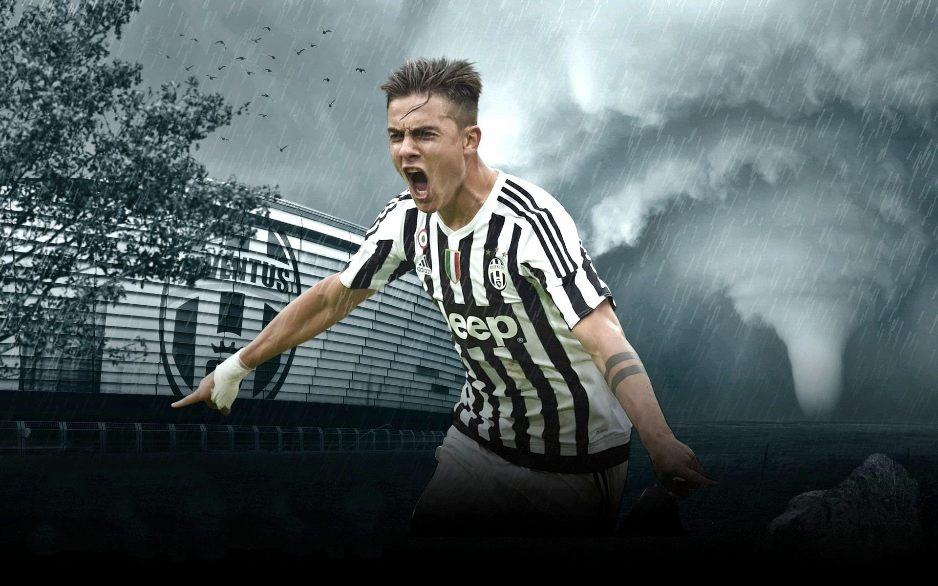 姆巴佩将带着一根手指骨折比赛，他的坚韧精神点燃球迷热情（姆巴佩手指骨折仍将出战，顽强斗志点燃球迷激情）