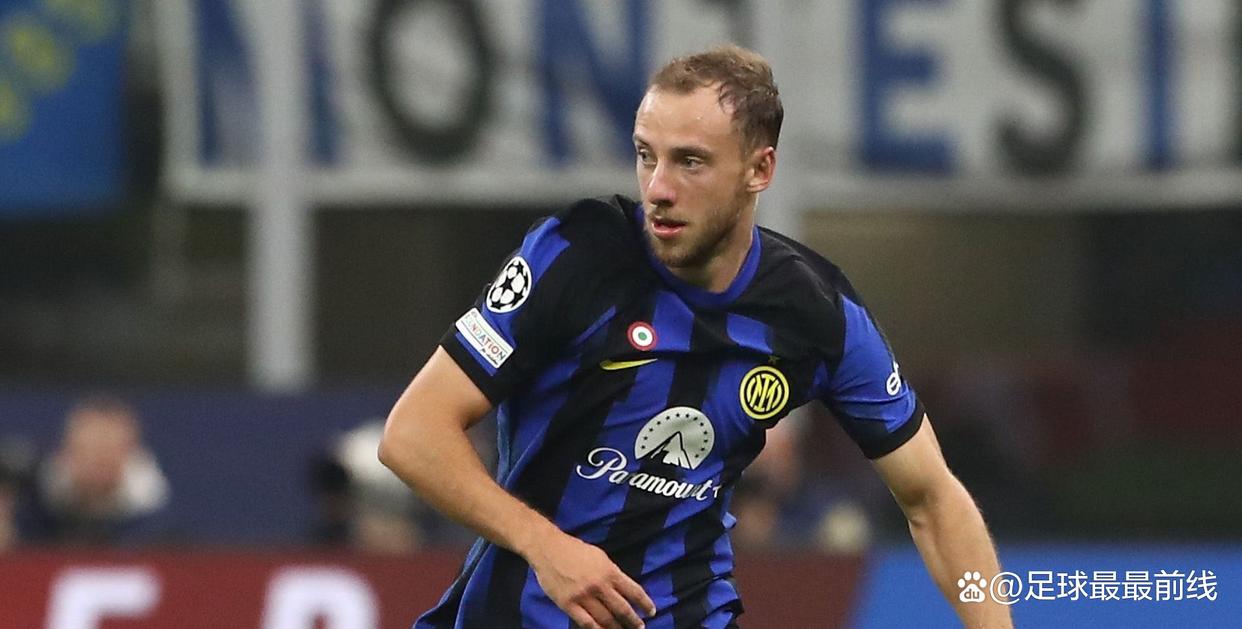 媒体人：王钰栋签欧洲经纪公司有足协的推动，只给了短期授权