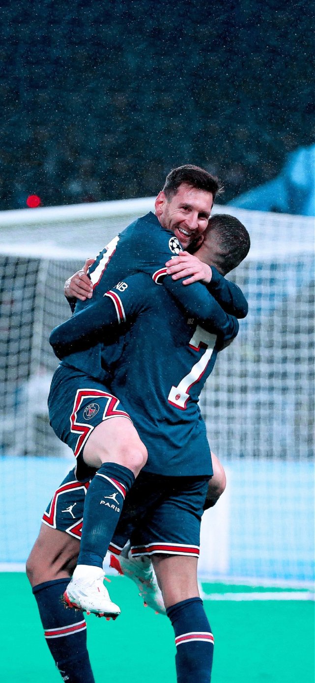 中超比赛精彩回放：上海海港绝杀瞬间,（中超高光时刻回顾：上海海港压哨绝杀）