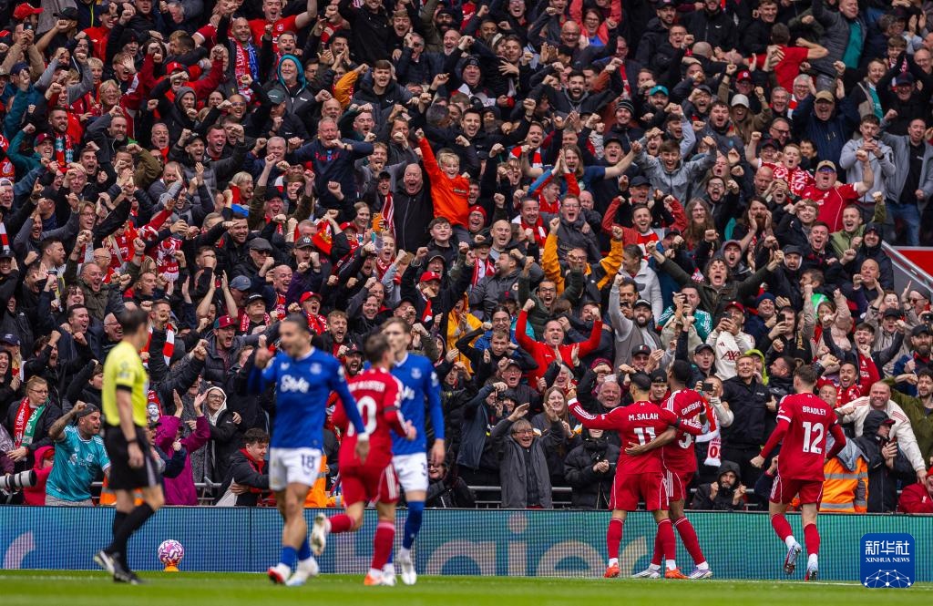 国米10人出战国际比赛日合计出场1083分钟，米兰11人979分钟（国际比赛日出场统计：国米10人累计1083分钟，米兰11人共979分钟）