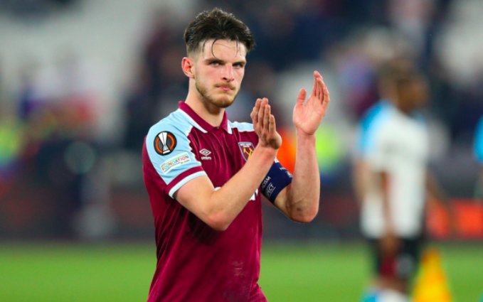 杯赛超跑 马丁内利Martinelli vs Crystal Palace 🤣（杯赛飞驰，马丁内利大战水晶宫 🤣）