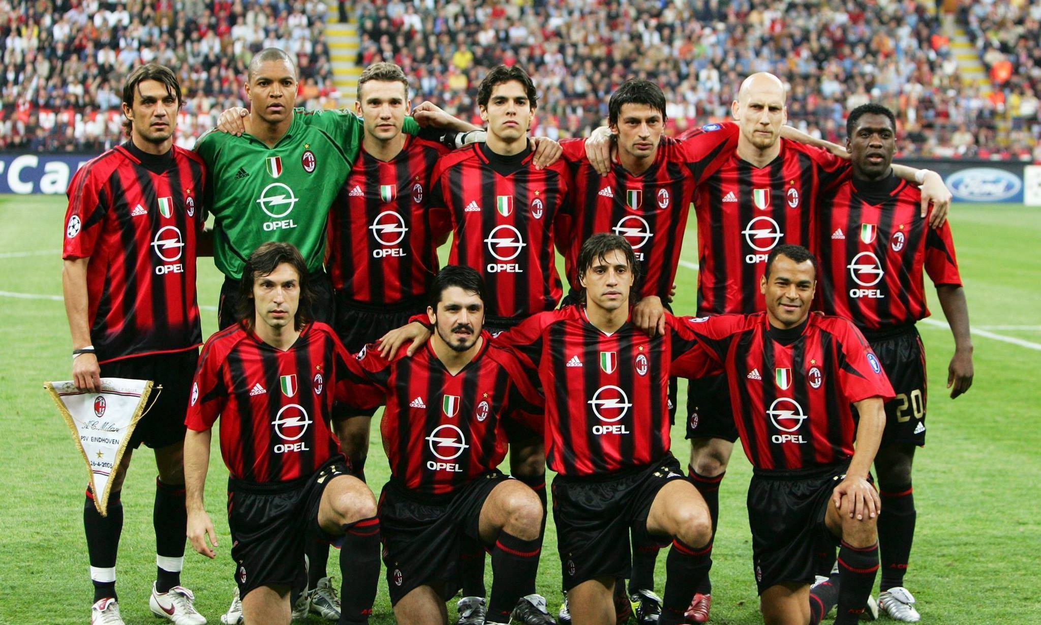 外媒：下赛季欧冠联赛阶段用球将采用白+薄荷绿+紫创新配色（外媒称：下赛季欧冠联赛阶段比赛用球将启用白、薄荷绿与紫的全新配色）